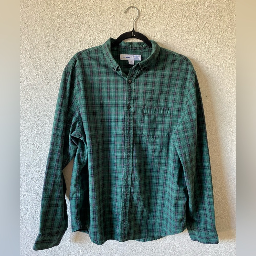 Old Navy Green Plaid Men’s Slim Fit Button Up Size XL